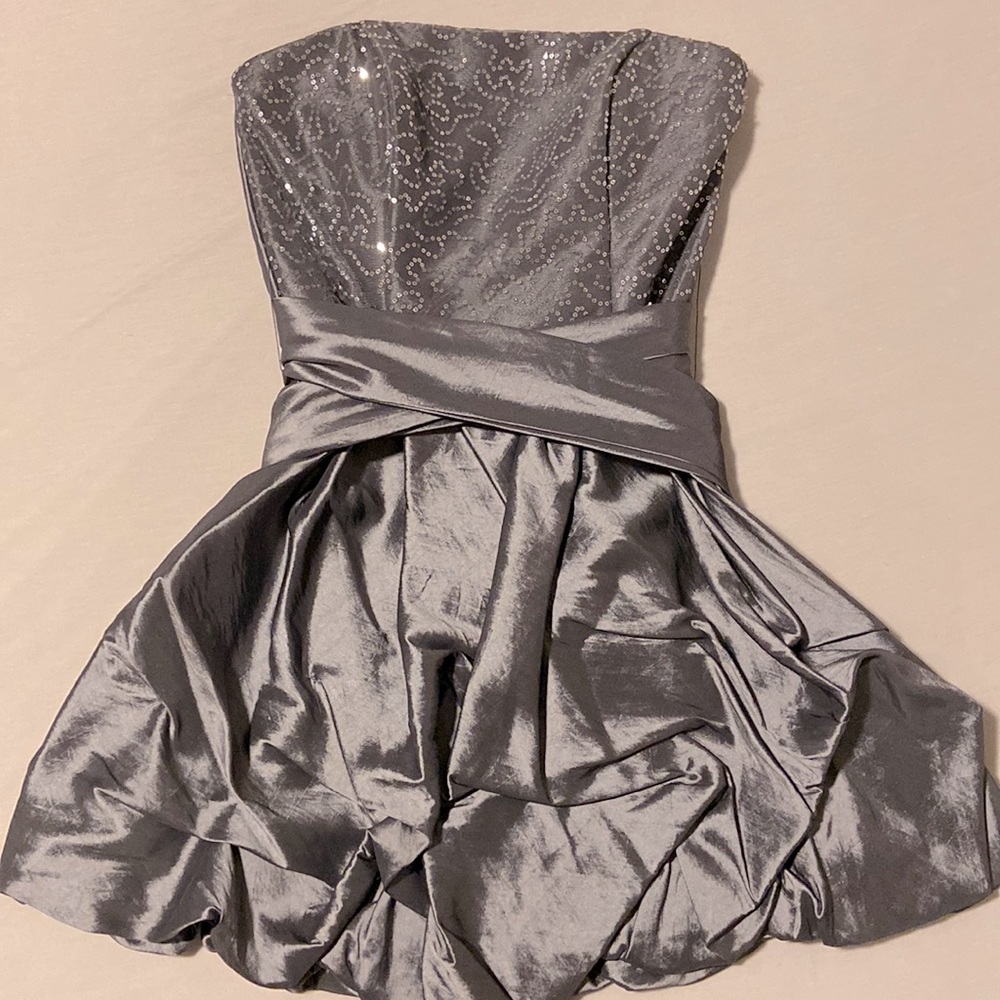 jessica mcclintock strapless ruffle sequin dress